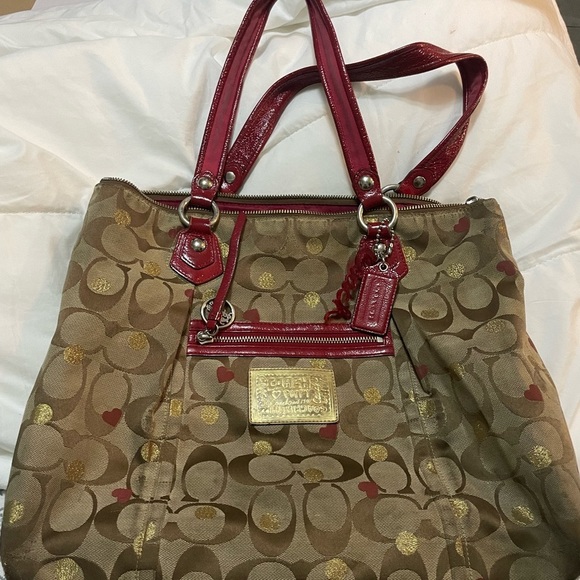 Authentic Coach handbag Red - Picture 2 of 8
